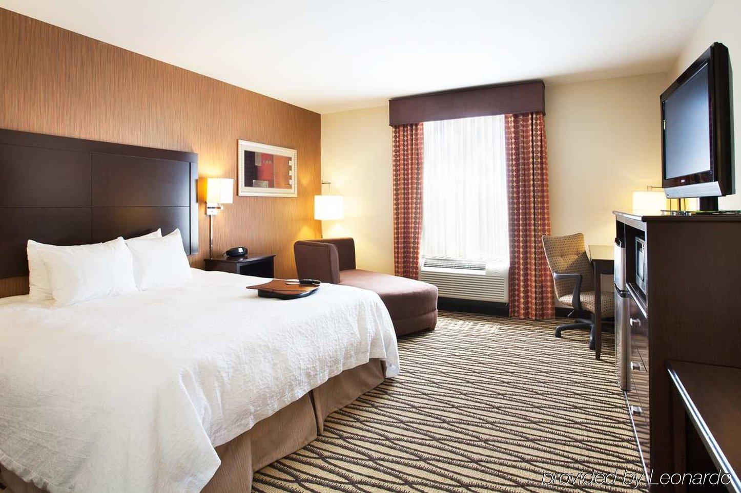 Hampton & Morgan Hotel