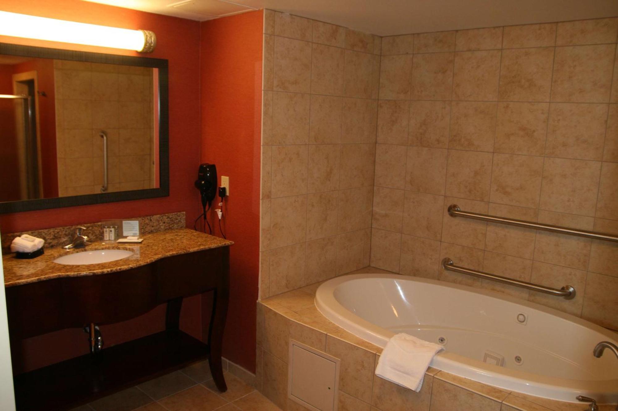 Hotel Hampton & Morgan 3*