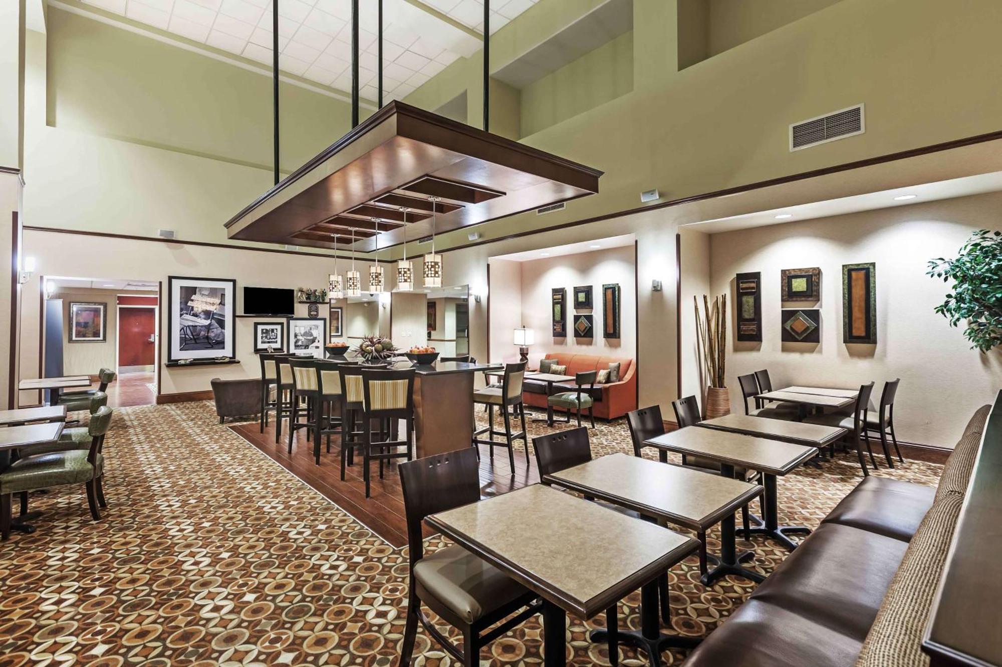 Hotel Hampton & Morgan 3*